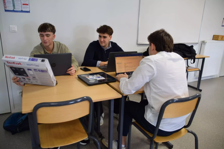 Image de l'activité Showroom connecté de nos BTS CCST