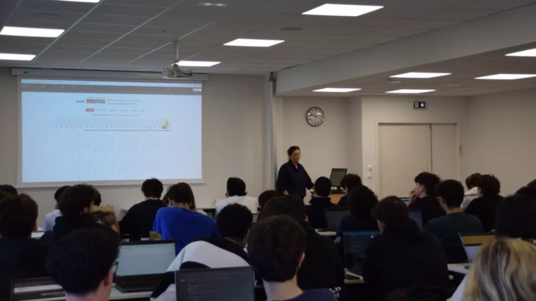 Photo de la conférence de la réserve OSINT pour nos BTS en informatique à Toulouse