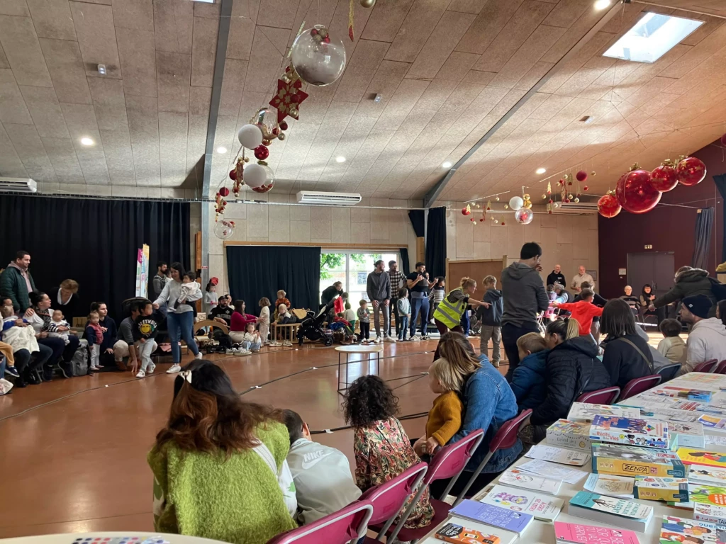 Activité collective organisée par les étudiants en formation dans le social de l'Institut Limayrac.