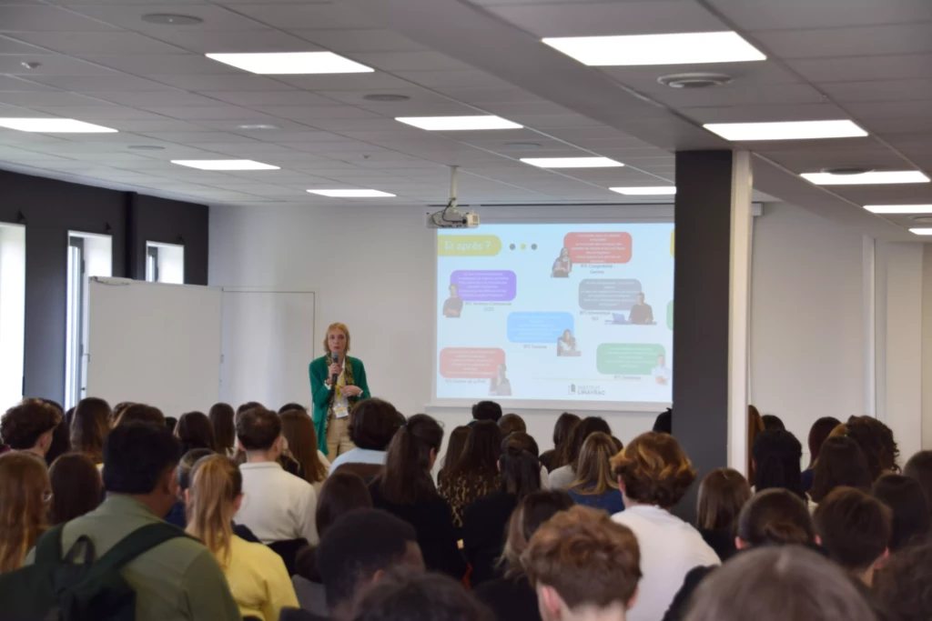 Conférence thématique de nos formations lors de nos JPO à Toulouse